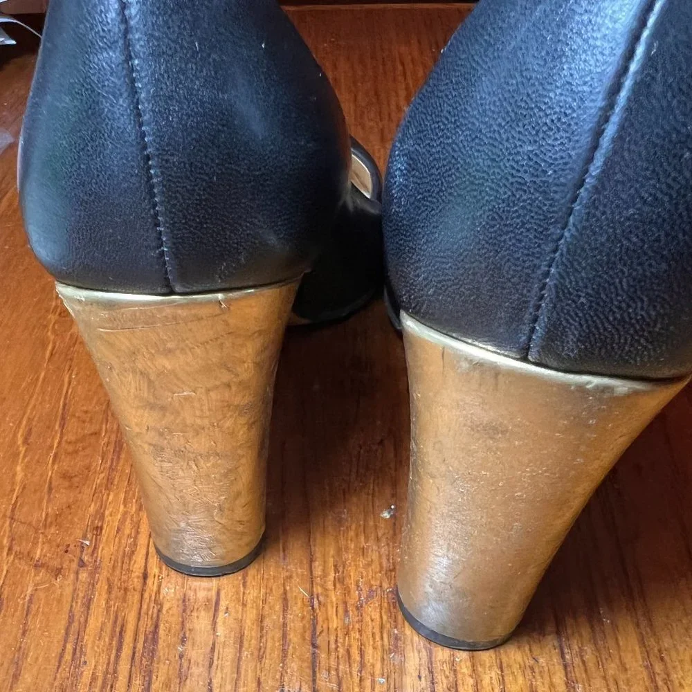 Kate Spade size 9.5 pumps